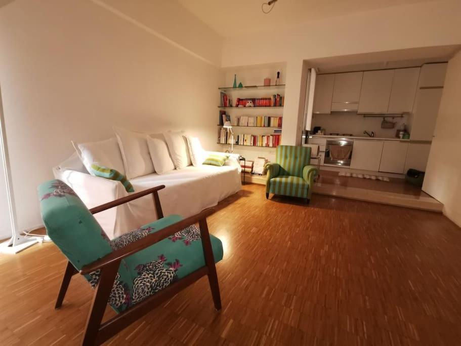 New Cosy Apartment Near To Petruzzelli Theatre Bari Esterno foto