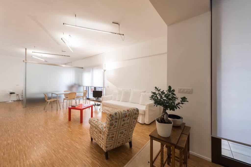 New Cosy Apartment Near To Petruzzelli Theatre Bari Esterno foto
