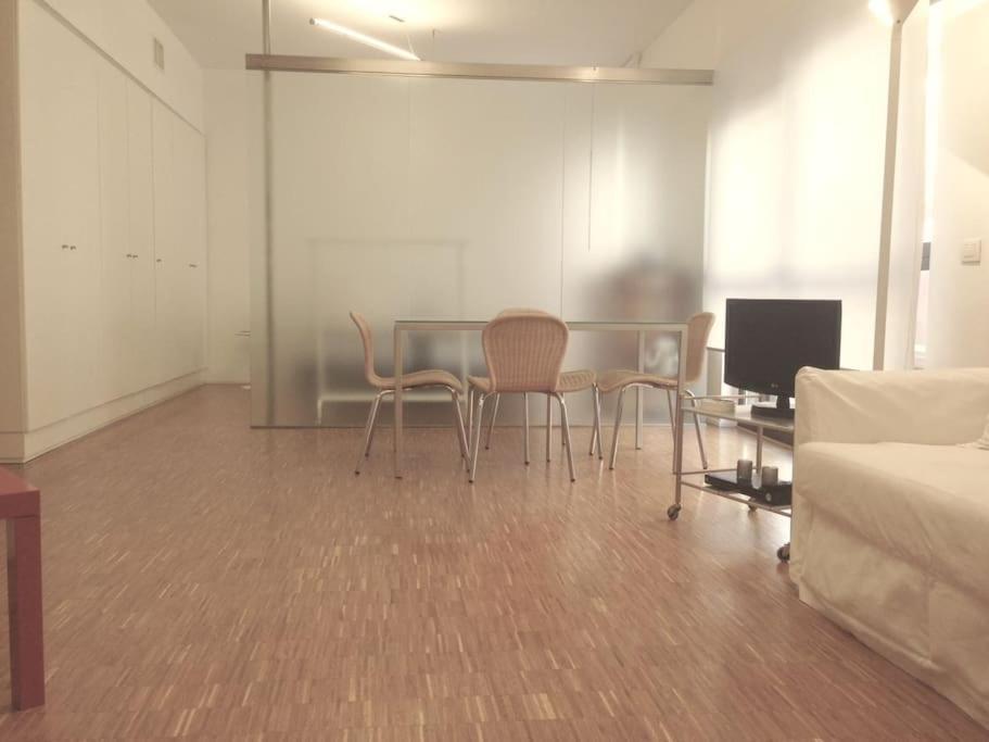 New Cosy Apartment Near To Petruzzelli Theatre Bari Esterno foto